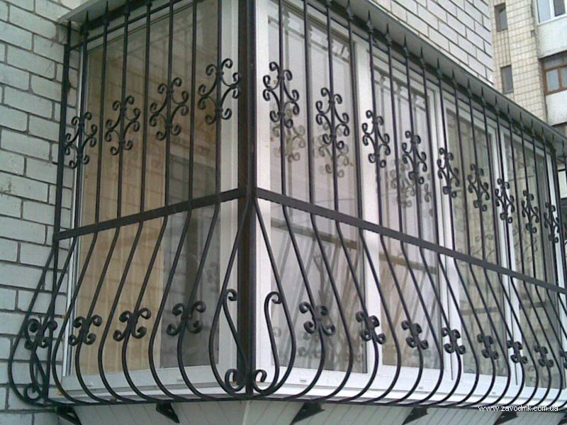 кованые решетки на балкон