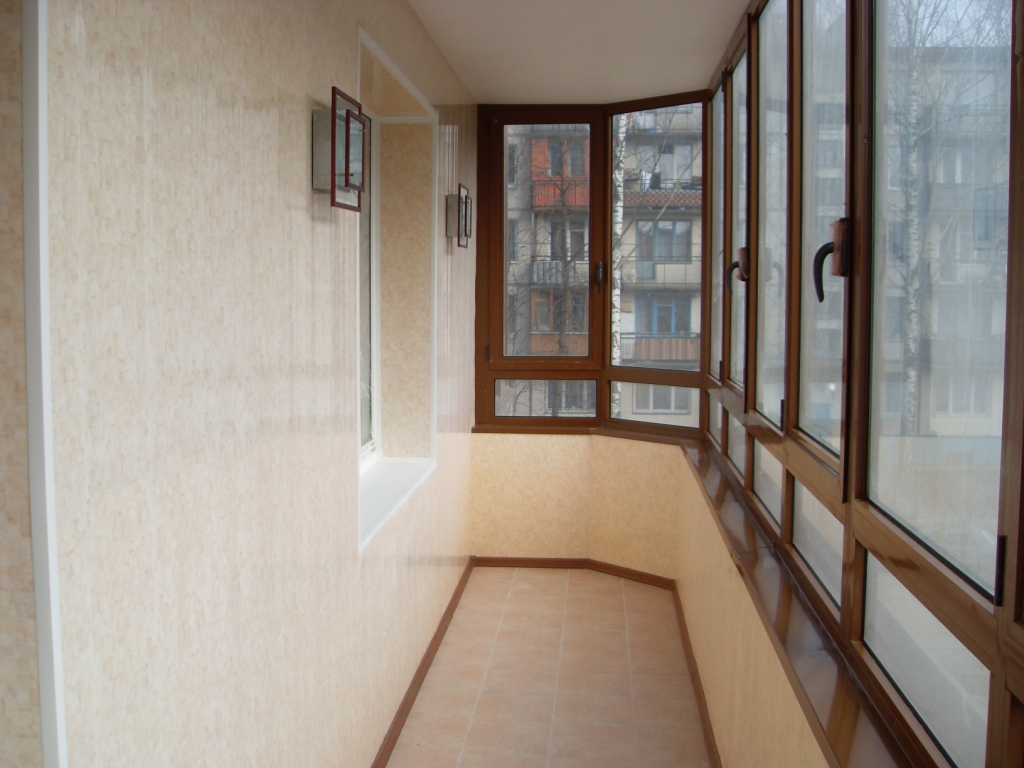 Чем обшить балкон. Выбор материалов для внутренней отделки балкона или лоджии.