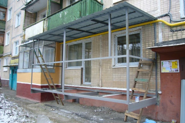 Узаконить пристройку балкона на первом или втором этаже в Киеве и Киевской области в 2024 году